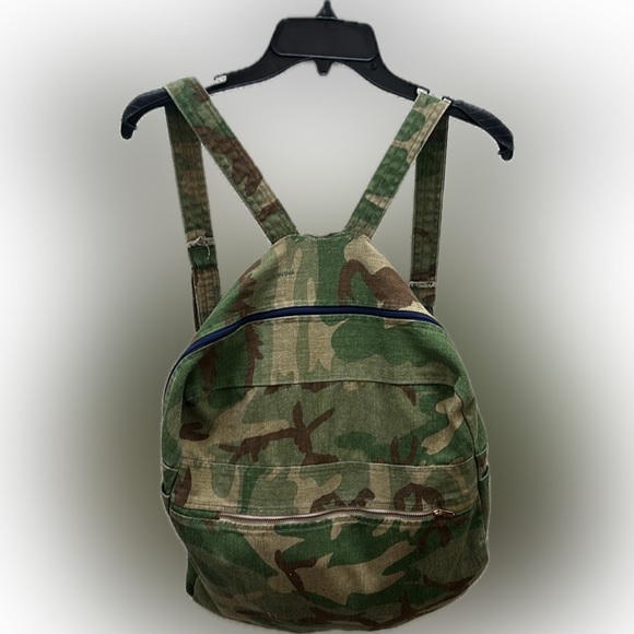 Handbags - Camouflage canvas backpack
